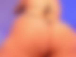 EMMA FERNANDEZ's Live Sex Cam Show