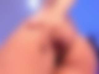 EMMA FERNANDEZ's Live Sex Cam Show