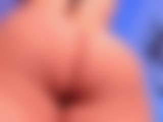 Live cam show with EMMA FERNANDEZ - Brown Eyes Big Tits on Camsoda