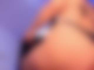 EMMA FERNANDEZ's Live Sex Cam Show