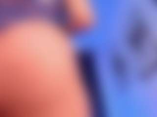 EMMA FERNANDEZ's Live Sex Cam Show