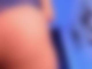 EMMA FERNANDEZ's Live Sex Cam Show
