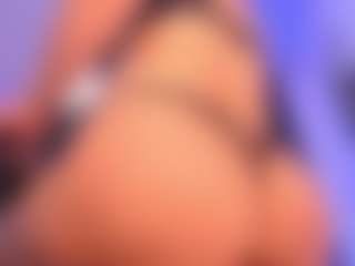 EMMA FERNANDEZ's Live Sex Cam Show