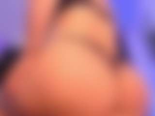 EMMA FERNANDEZ's Live Sex Cam Show