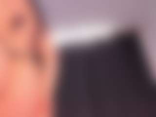 EMMA FERNANDEZ's Live Sex Cam Show