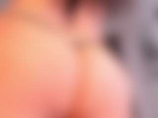 EMMA FERNANDEZ's Live Sex Cam Show