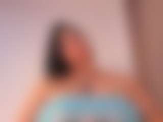 EMMA FERNANDEZ's Live Sex Cam Show