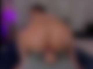 MyraPAWG MILF webcam performer live streaming