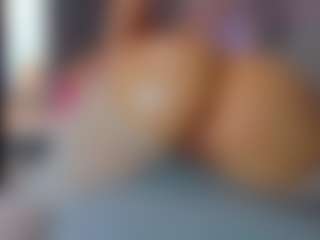 MyraPAWG MILF webcam performer live streaming