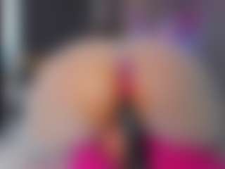 MyraPAWG MILF webcam performer live streaming