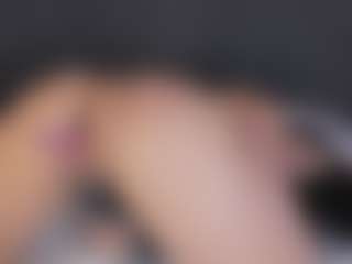 Live cam show with Karla Hudsson - Cock Rating on AdultVida.com