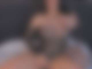 Karla Hudsson MILF webcam performer live streaming