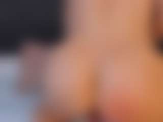 Live cam show with Karla Hudsson - Squirt Toys on Hubzter Live