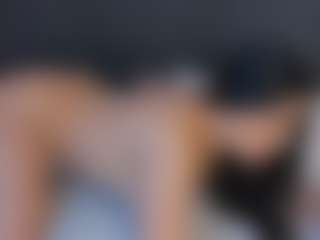 Live cam show with Karla Hudsson - Squirt Big Tits on fapnchat