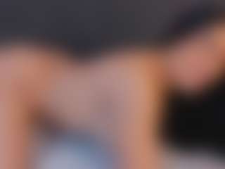 Live cam show with Karla Hudsson - Strip on Chatstar