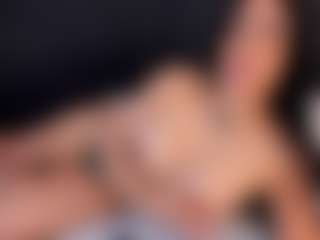 Live cam show with Karla Hudsson - Squirt Mature on Dolls Live