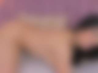 Karla Hudsson MILF webcam performer live streaming
