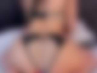 Live cam show with Karla Hudsson - Spank MILF on Soda Cam