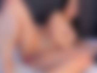 Live cam show with Karla Hudsson - Tease on Camsoda