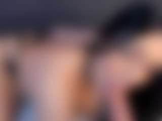 Live cam show with Karla Hudsson - Public MILF on Dare Cams