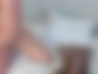 Live cam show with Karla Hudsson - Spoiled on Camsoda