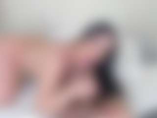 Live cam show with Karla Hudsson - Fingering on Camsoda