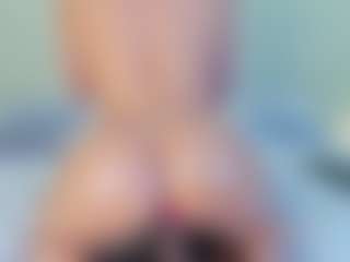 Live cam show with Karla Hudsson - Fingering Latina on Camsoda | colombia