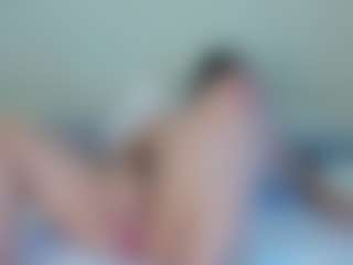Live cam show with Karla Hudsson - Fingering Latina on StripNow | colombia