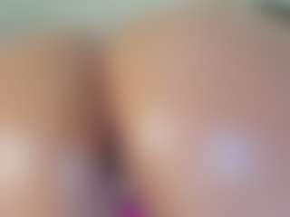 Live cam show with Karla Hudsson - Amateur on Uber Horny