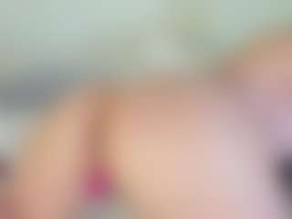 Live cam show with Karla Hudsson - Amateur Toys on Camsoda