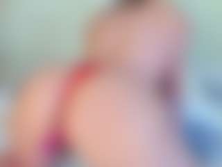 Live cam show with Karla Hudsson - Public on StripNow