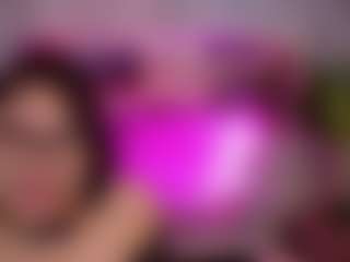 Ada Kolexのライブセックスチャットショー