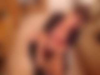 Live cam show with LauraRuth - Brown Hair MILF on Taboo Cams XXX