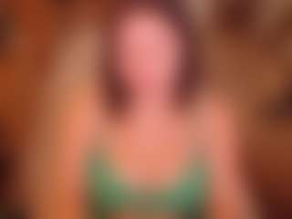 Live cam show with LauraRuth - Living Room on SinfulBabes