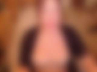 Live cam show with LauraRuth - Spanish MILF on PervPlay.com | denmark