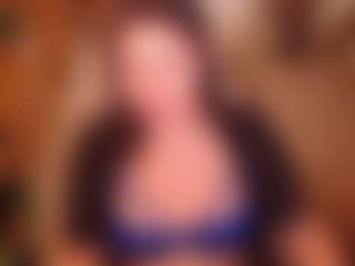 Live cam show with LauraRuth - Bedroom on Lustler