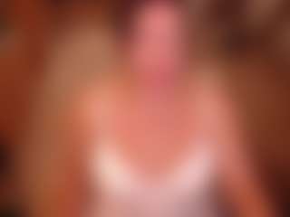Live cam show with LauraRuth - White Mature on Camsoda | denmark