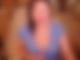 Live cam show with LauraRuth - Mature Toys on madthumbs
