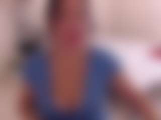 LauraRuth MILF webcam performer live streaming
