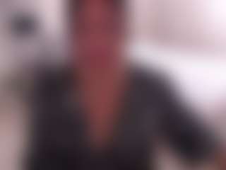 Live cam show with LauraRuth - Hairy Pussy on CamwithHer