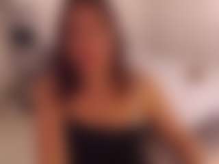 Live cam show with LauraRuth - Brown Hair MILF on Camsoda