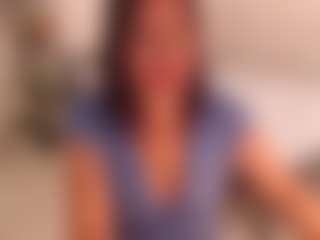 Live cam show with LauraRuth - Amateur MILF on Camsoda