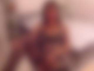 Live cam show with LauraRuth - Brown Hair MILF on Fling VIP Chat