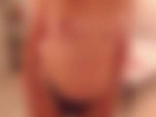 Live cam show with LauraRuth - Tease Mature on xxxlivecams.org