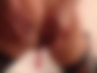 Live cam show with LauraRuth - Hairy Pussy Toys on livesuperchat.net