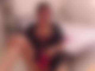 Live cam show with LauraRuth - Lovense Middle Aged on Camsoda