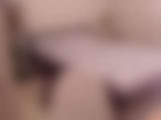 Live cam show with LauraRuth - Amateur Mature on TeamSkeetLive