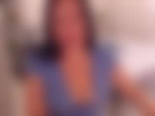Live cam show with LauraRuth - Petite MILF on sexylive.show