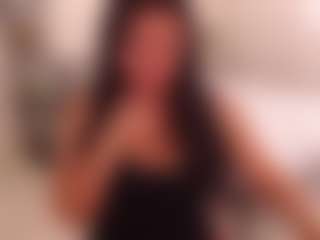 Live cam show with LauraRuth - Brown Eyes Mature on Camsoda