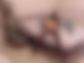 Live cam show with LauraRuth - Hairy Pussy Brown Hair on chickslive.net